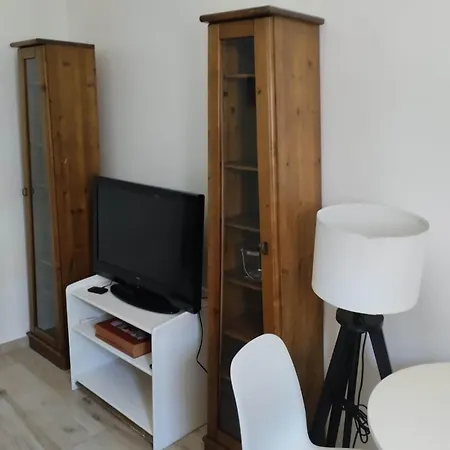 The Tram 18 Space * Lisboa