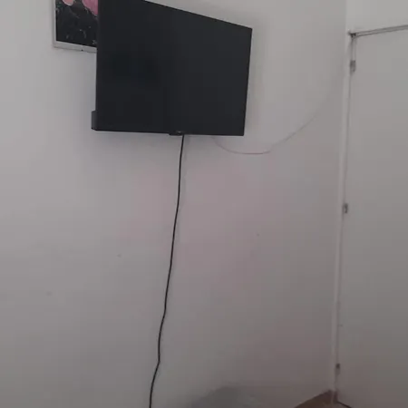 The Tram 18 Space * Лиссабон