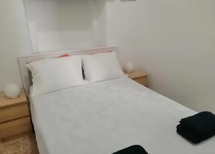 The Tram 18 Space Holiday home Lisbon