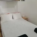 The Tram 18 Space Holiday home Lisbon